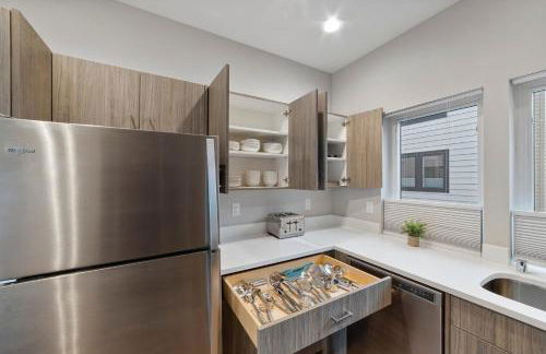 BRAND NEW Fully Updated Condo 918 in Anacortes - Foto 15