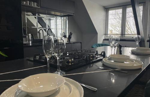 ResiLets - The Monopoly Apartment - Large 4 bedroom - Foto 10