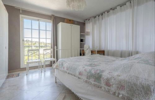 Luxury Villa with Jacuzzi in Les Issambres - Foto 54