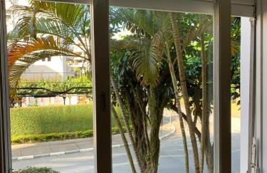 Apê Retrô com Wi-Fi e Vaga - 350 m da Praia da Enseada - Foto 26