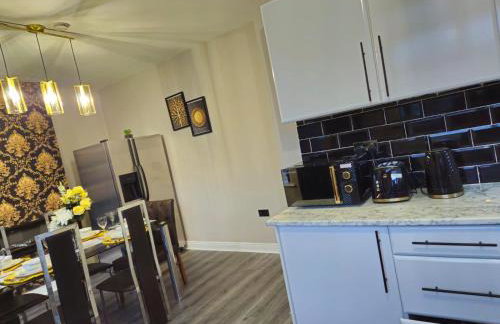 Clifton House, For Holidays, Contractors, Relocation, Work, Etc, Free Parking and Wifi - Foto 49