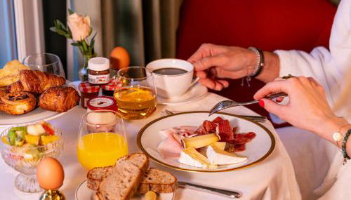 Les Suites 7 Anges - Vue Cathédrale, Parking & Centre Historique Reims - Foto 4