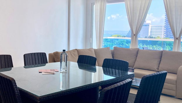 Stunning 2BR Apartment w/ Terrace n AC in CTG - Foto 4, Habitación