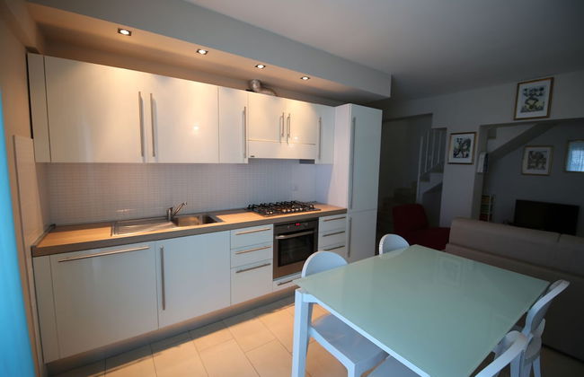 Apartment 30 Meters From the sea With 8 Beds With Full sea View - Foto 14