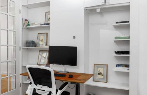 Chelsea Canvas III by Rove Travel Charming 2BR Gem - Foto 20