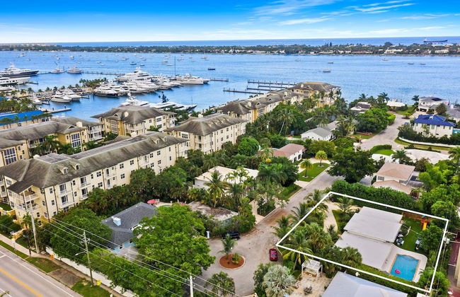 4BR Intracoastal Retreat With Pool, Games & More! - Foto 55