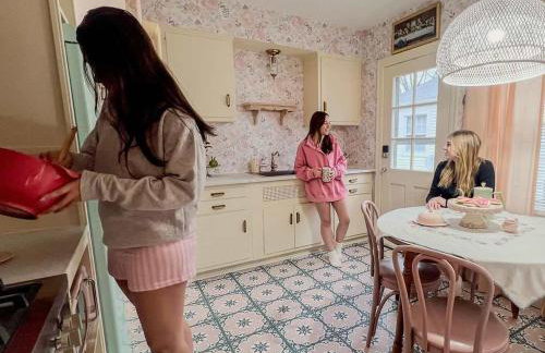 Peaches and Cream Coffee and Confetti Villa - Foto 19