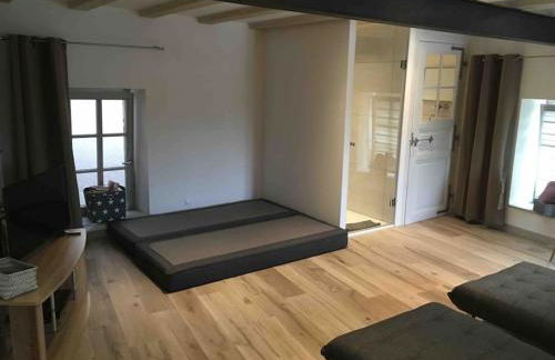 Gîte La Tour des Remparts Pool & Jacuzzi - Foto 10