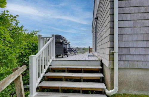 Cozy Narragansett Cottage with Dock and Outdoor Shower - Photo 24