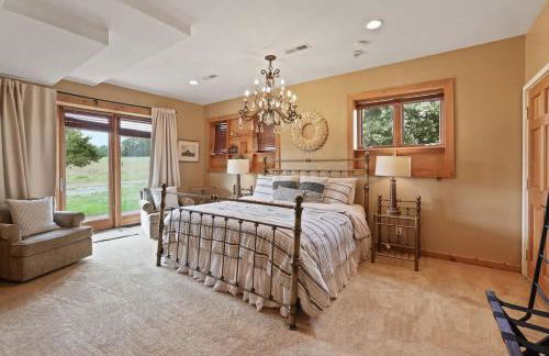 One Of A Kind Home in VA Wine Country on 50 acres - Foto 16