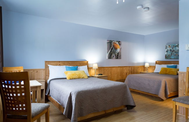 Middle Brook Cottages & Chalets - Photo 16