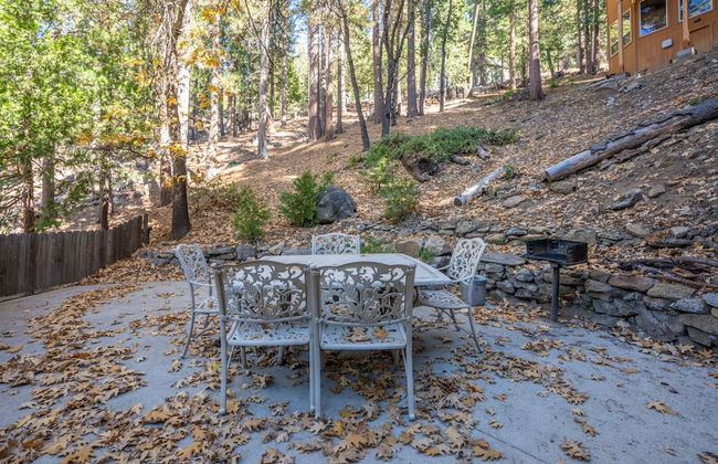 Timber Lodge Yosemite Enveloped in Nature! - Foto 32