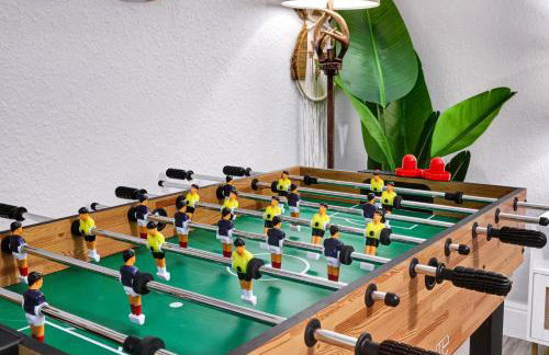 Near Sea World Hot Tub Swing Set BBQ Yard Games - Foto 45
