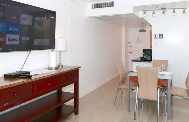 Castle Beach Club Apartments - Photo 41