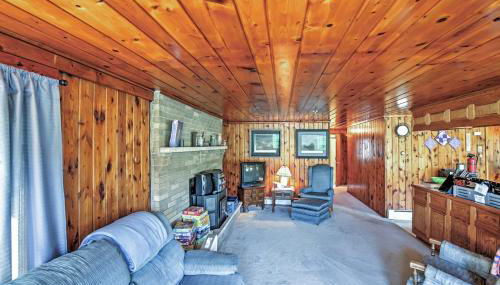 2 Mi to Boat Ramp! Family Cabin on Long Lake - Foto 3