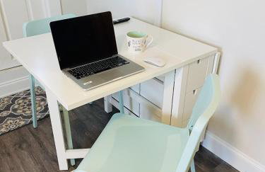 Coastal Chic Suite with Kitchenette and Private Entrance - Foto 6