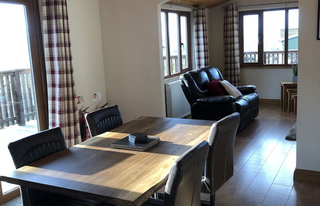 Kingfisher Lodge With Hot Tub Near Cupar, Fife - Foto 18