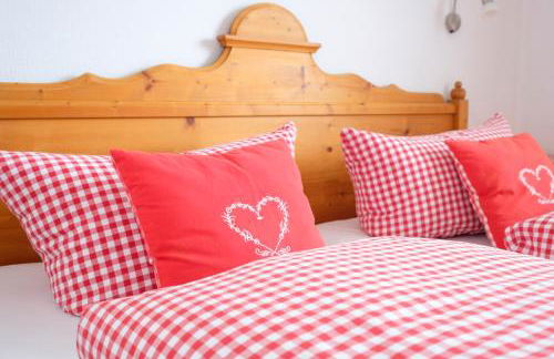 Alpenflora Ferienwohnungen - Photo 32