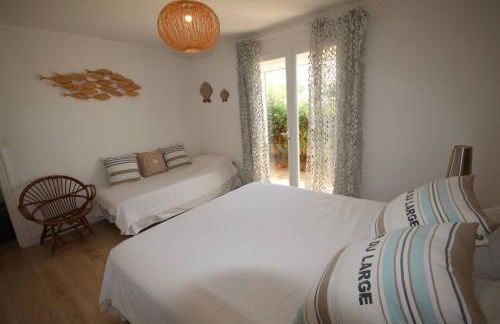 FACE à la Mer, Superbe appartement climatisé au RDC d'une maison, classé 4 étoiles, 5 couchages -WIFI-PORTIRAGNES PLAGE LXBFM32 - Foto 10