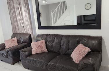 Luxurious 2 Bedroom House With Garden And Free Parking - Foto 34