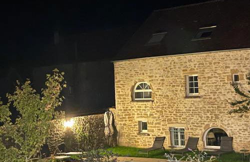 La Closerie de Gigny Maison Templiere avec Piscine,jacuzzi - Foto 30