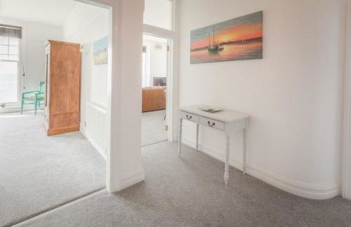 Pier View Apartment at Beach House - Photo 27