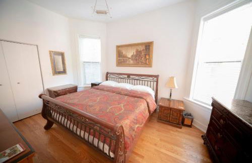 Stone Mansion Sleeps 10-20 Free TV & Parking - Foto 10