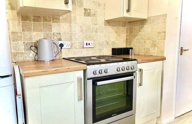 Stunning 3-bed House in Bedford, Quiet Location - Foto 16