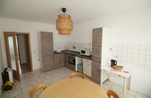 Wie Zuhause Gemütliche 2-Zimmerwohnung 65 m2 mit großer Küche 4 Betten DE, PL, EN - Foto 14