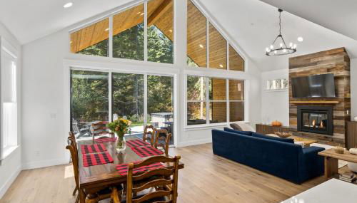 Wildwood Cabin at Suncadia- Hot Tub, Firepit, BBQ, Gourmet Kitchen, Fireplace, Smart TVs, Hi-speed Wi-Fi, Secluded - Foto 3