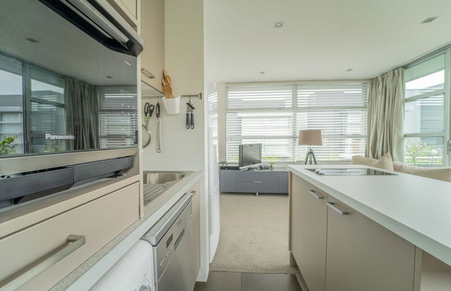 The Hutch - Top Spot - Photo 8