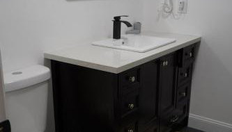 Stylish 4BR Prime Location Close to All! - Foto 5