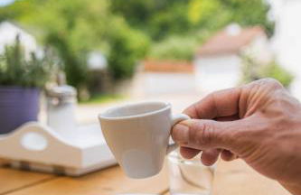 Gehobenes Ambiente in historischer Wohnung - Photo 45