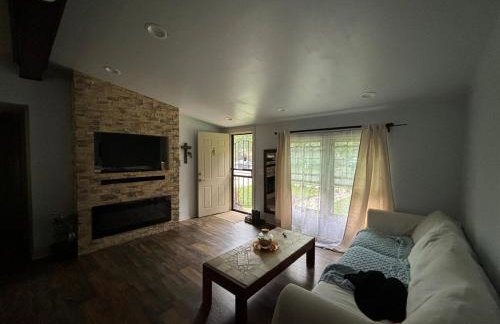 Charming & affordable stay near Chicago - Foto 26