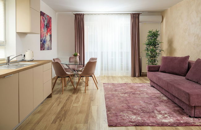 Brasov Holiday Apartments - Foto 1