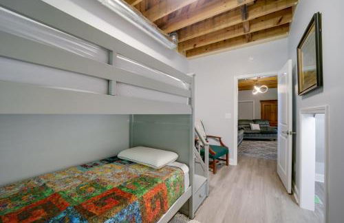 Remote Smoky Mtn Escape with Views and Trail Access! - Foto 25