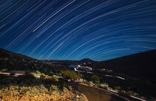 A LIVING CANVAS Amazing Lake View Custom Home - Foto 15