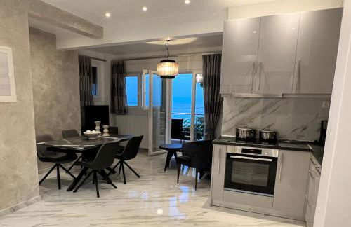 Seafront Lux Apartment - Foto 1