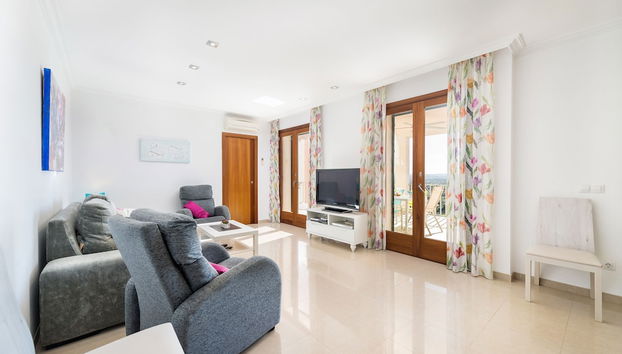 Biali in Buger With 4 Bedrooms and 2 Bathrooms - Foto 5, Habitación