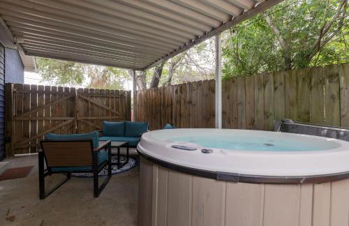 NEW Casa Azul - 2 king Beds Yard HOT TUB! - Foto 18
