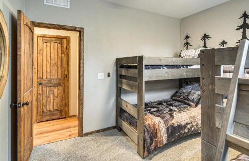 Hike and Fish Group Getaway with Hot Tub in Bailey! - Foto 20