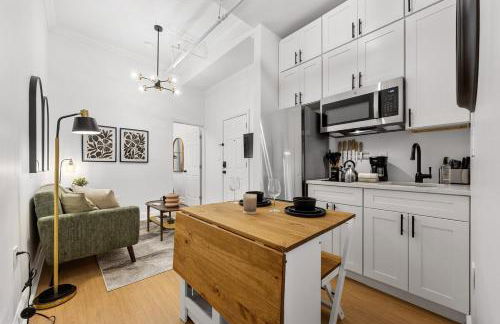 2BR and 2BA in Historic Brownstone near Subway - Foto 6