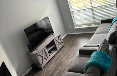 Hosting Nightly Nestings - Foto 6