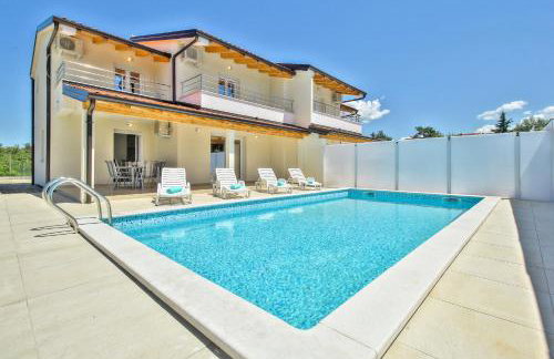 Exklusive 4-Sterne-Villa Mare - WLAN - Pool - Grill - Foto 13