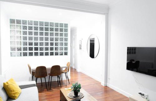 Acogedor y Familiar Central Guggenheim Bilbao - Foto 7