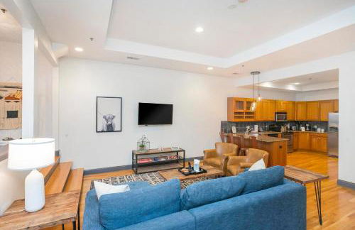 Loft Literally on Broadway Live Music & Bars - Foto 10