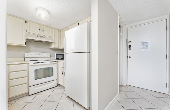 Ocean & Racquet by Distinctive Beach Rentals - Photo 15