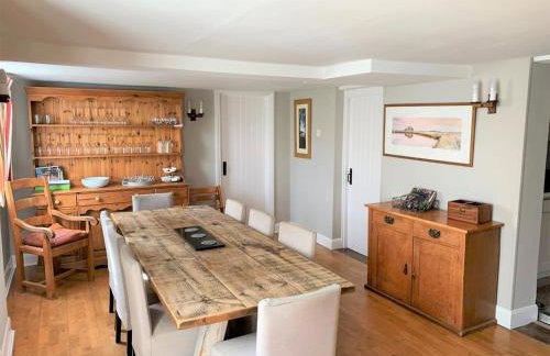 4 Bed in Ningwood oc-ic048 - Photo 2