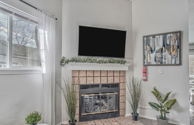 Mid-GoodnightVenture - Foto 14