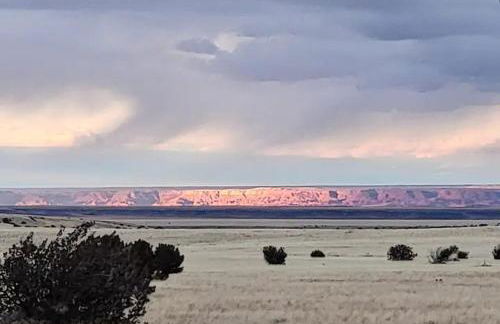 Tiny home near Grand Canyon sleeps 5, epic views! - Photo 19
